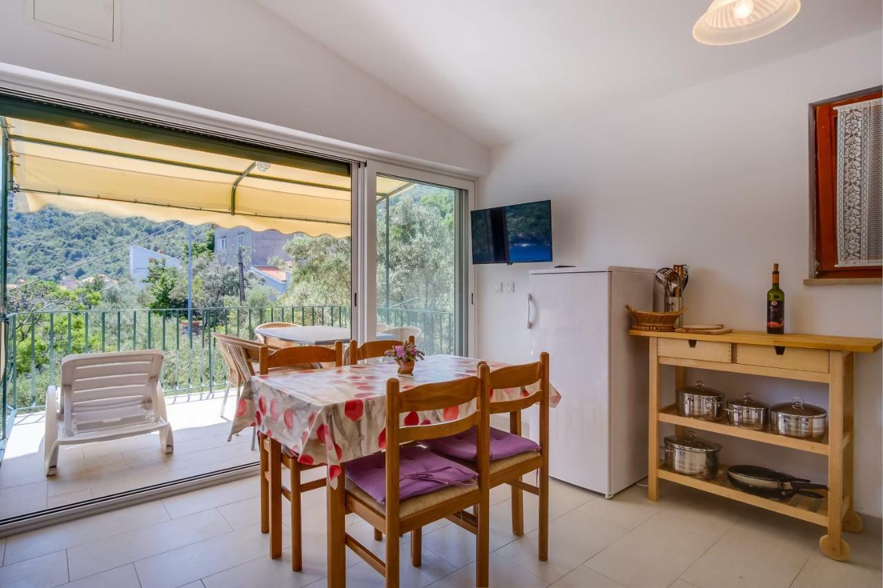 Apartments Valun Extérieur photo